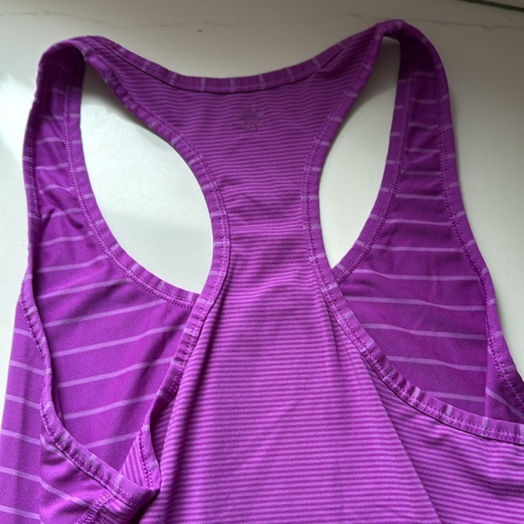 Athleta Workout Tank - Picture 3 of 7